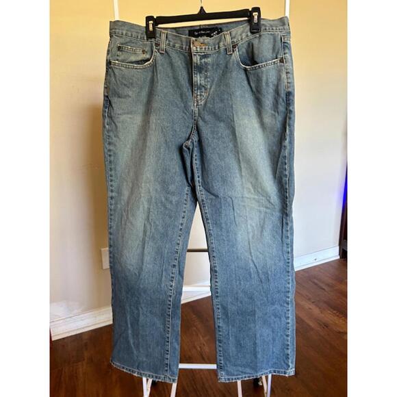 Calvin Klein Jeans Denim - Calvin Klein Light Wash Denim Jeans Size 16